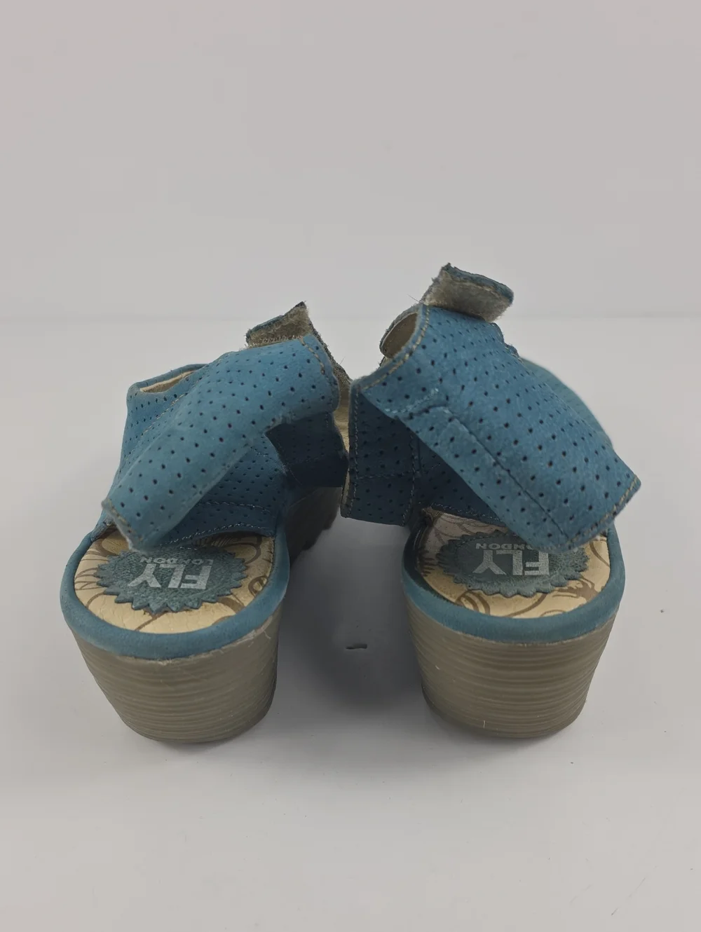 Fly London Yala Perfored Leather Women's Wedge Size EU 38 - US 7.5